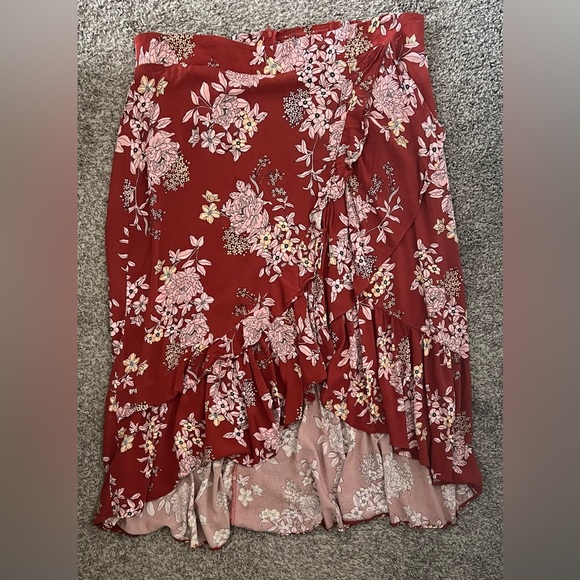 Maxi Challis Hi-Low Skirt - Picture 2 of 2